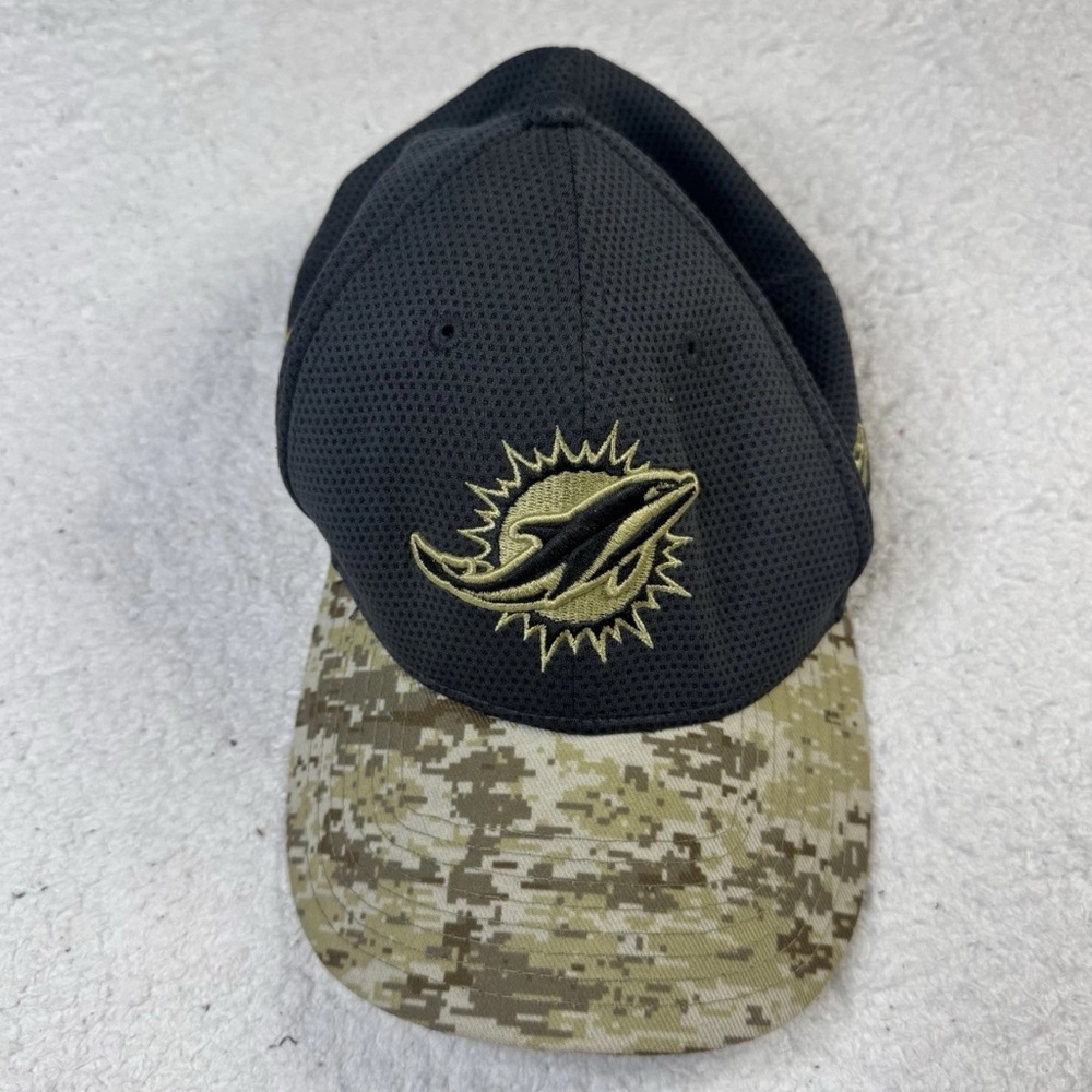 Miami Dolphins Hat Cap Fitted Mens M/L Military Salute To Service‎ NFL Camo
